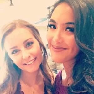 Meet your Posher, Claudia